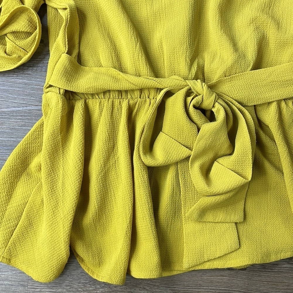SugarLips Women’s Yellow V Neck Blouse with Butterfly Style Sleeves, size medium - Picture 8 of 9